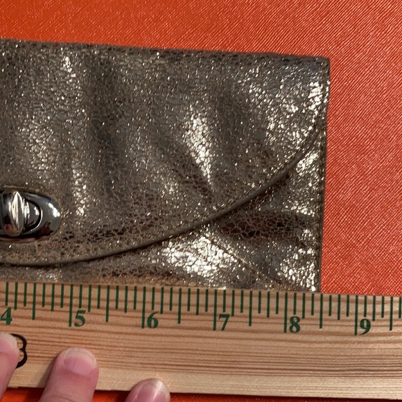 Sorial Envelope Clutch Gold Metallic - Picture 6 of 7